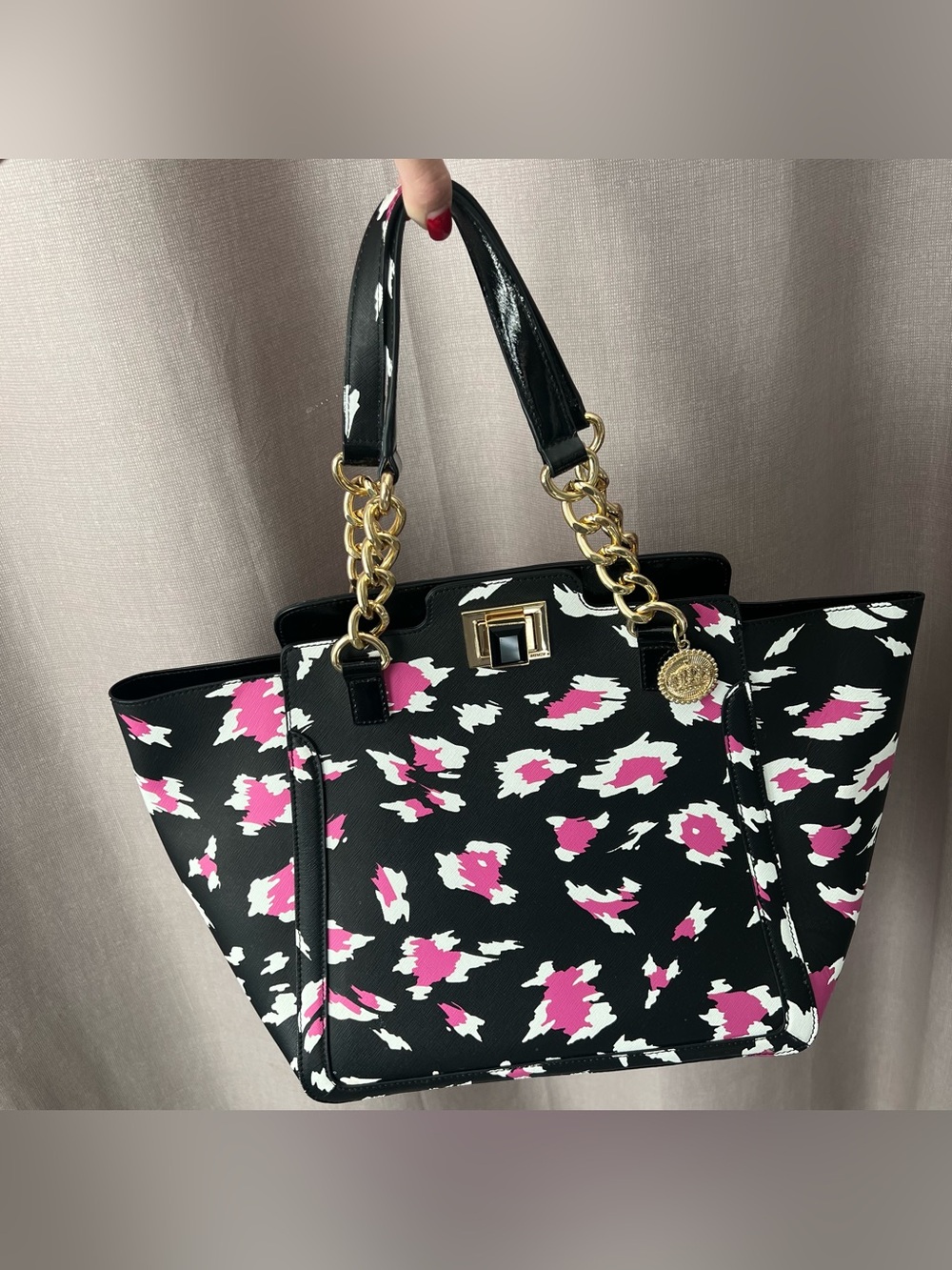 Juicy Couture | Wild Thing Leather Small Wing Tote Bag